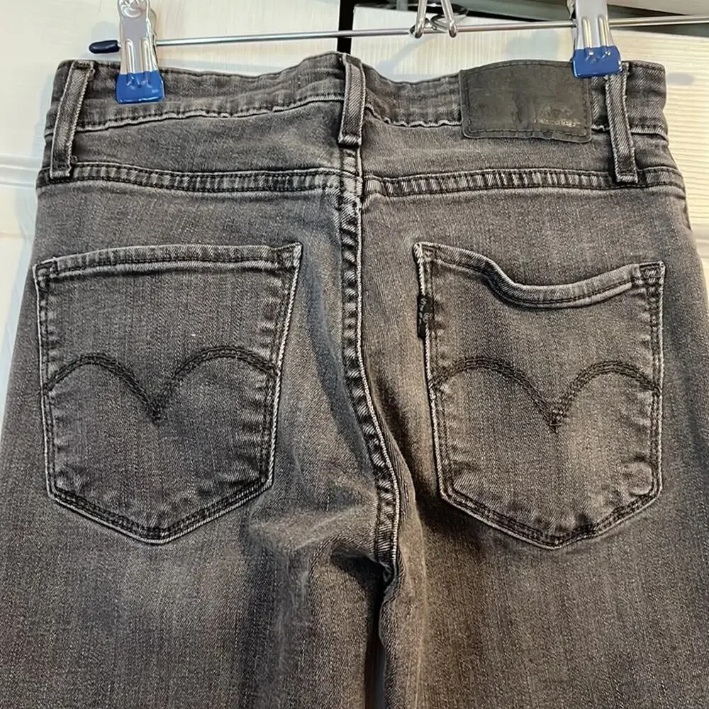Levi’s 721 High Rise Skinny Jeans Gray 24